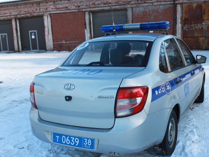 В областном центре Приангарья сотрудники вневедомственной охраны Росгвардии задержали граждан, подозреваемых в незаконном хранении наркотических средств