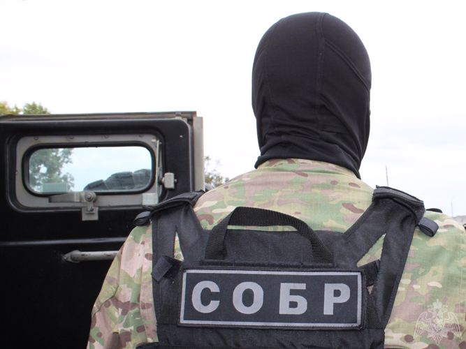 В Усть-Куте Иркутской области при взаимодействии сотрудников СОБР Росгвардии задержан подозреваемый в разбое на офис микрозаймов