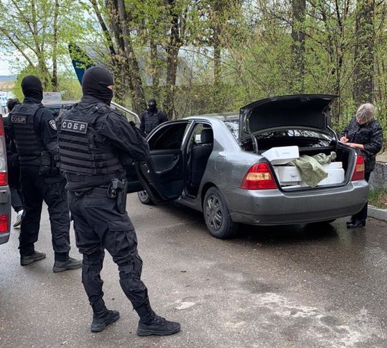 В Иркутской области при взаимодействии спецподразделений Росгвардии перекрыт канал реализации черной и красной икры, осетров и омулей, добытых браконьерами