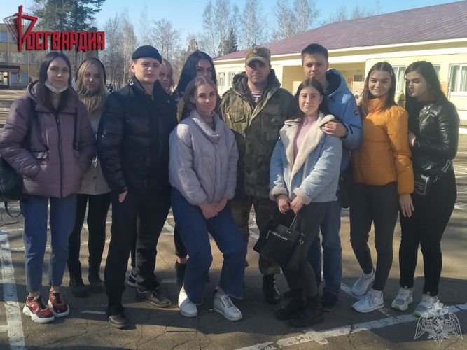 День призывника прошел в ангарском оперативном полку Росгвардии