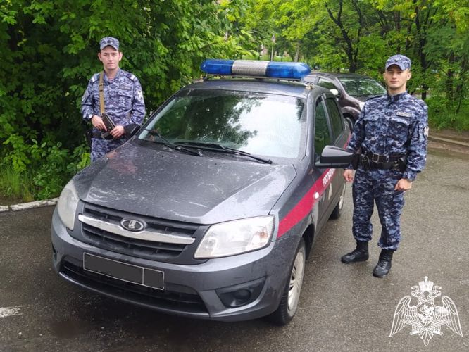 Сотрудники Росгвардии задержали жителя Приангарья подозреваемого в краже мобильных телефонов