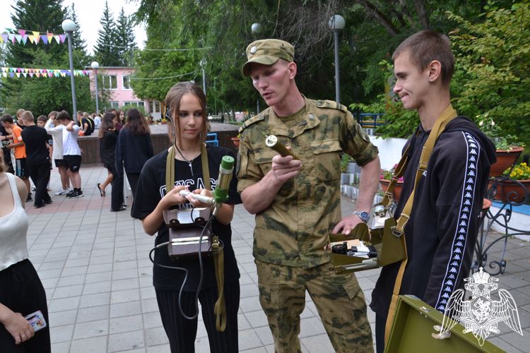 Акция «Каникулы с Росгвардией» прошла в оздоровительном лагере  «Юбилейный» Иркутской области (видео)