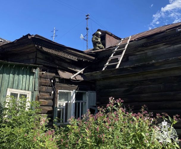 Взрывотехники Росгвардии уничтожили гранату образца 1914 года выпуска в Иркутске (видео)