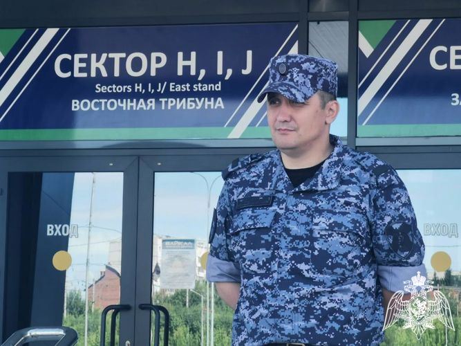Росгвардейцы обеспечили безопасность при проведении Кубка России по хоккею с мячом в Иркутске