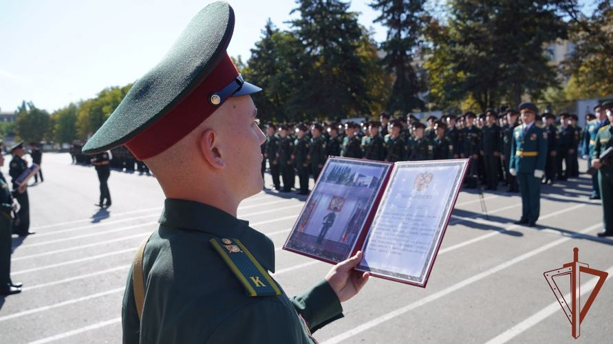 ПОЛУЧИТЕ ОБРАЗОВАНИЕ В ВЫСШИХ УЧЕБНЫХ ВОЕННЫХ ЗАВЕДЕНИЯХ ВОЙСК НАЦИОНАЛЬНОЙ ГВАРДИИ РОССИЙСКОЙ ФЕДЕРАЦИИ