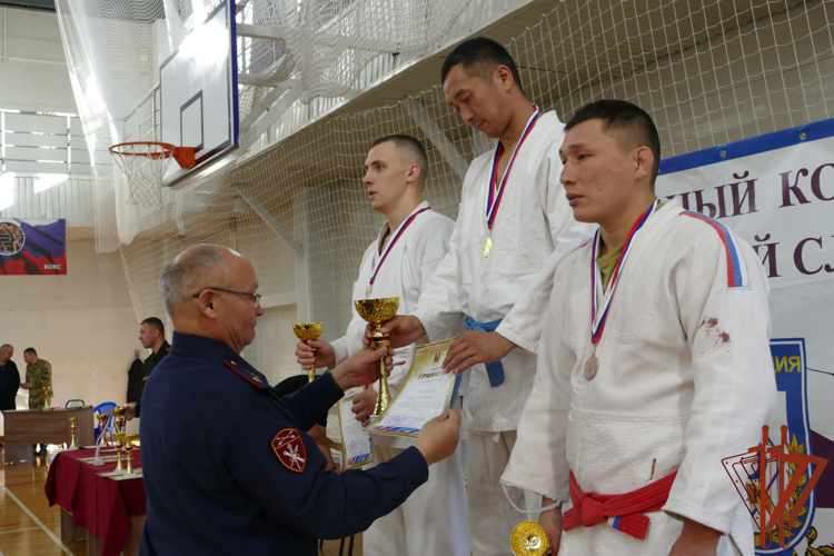 Росгвардейцы Иркутской области стали победителями чемпионата Сибирского округа по рукопашному бою 