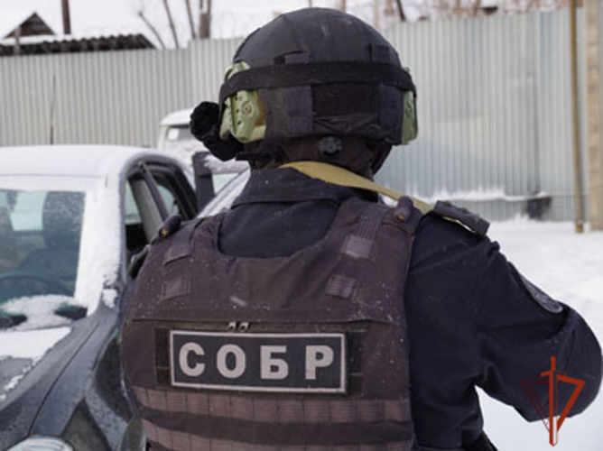 В Тайшете Иркутской области при содействии  СОБР Управления Росгвардии задержаны подозреваемые в продаже героина 