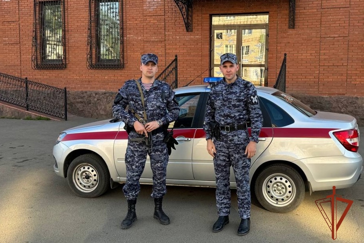Нарядом Росгвардии в Нижнеудинске  задержан подозреваемый в разбойном нападении на магазин