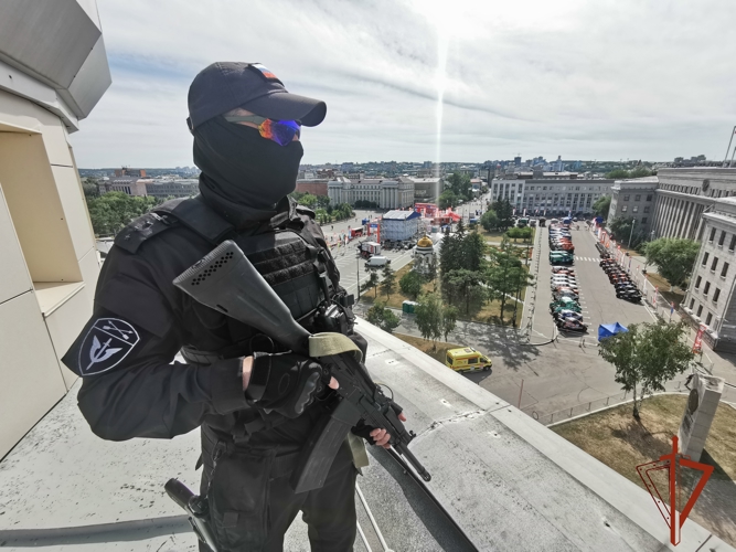Росгвардейцы Приангарья обеспечили безопасность проведения стартового этапа международного ралли-марафона «Шелковый путь - 2025»