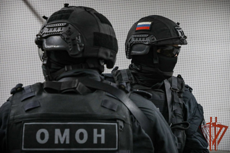 При содействии Росгвардии в Иркутске продолжаются рейды по ночным клубам