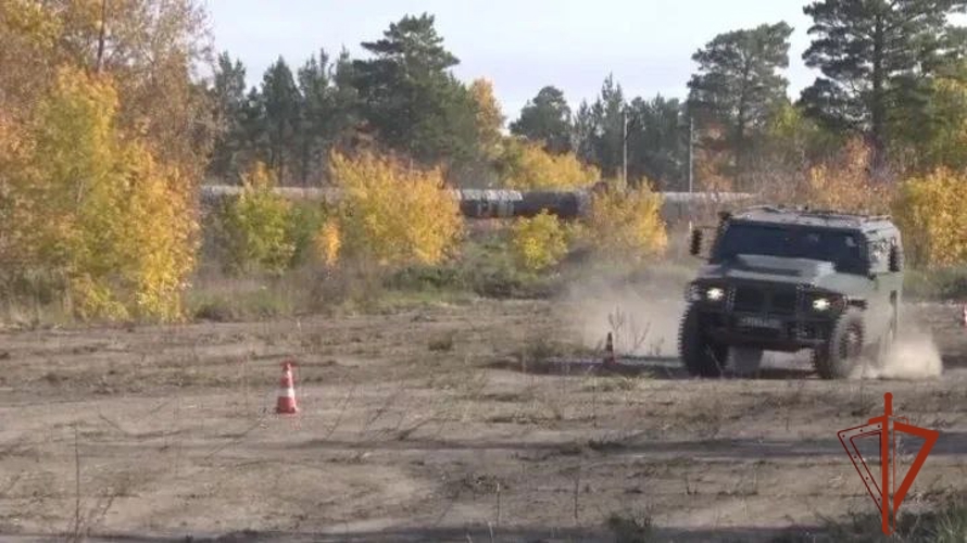 В Иркутской области завершились курсы контраварийной подготовки для росгвардейцев (видео)