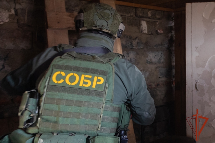 В Иркутской области  при силовом  сопровождении  СОБР Росгвардии задержан нарушитель, называющий себя блогером 