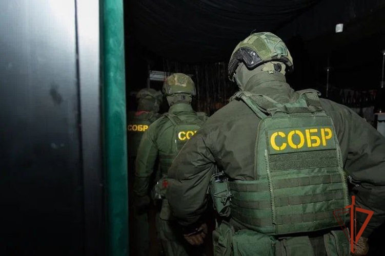При содействии СОБР Росгвардии в Приангарье задержали руководителя ресурсоснабжающего предприятия, подозреваемого в мошенничестве
