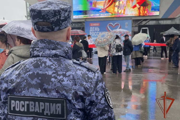 В Иркутской области Росгвардия обеспечила безопасность проведения праздничных мероприятий в День России