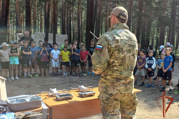 Школьники из Иркутской области приняли участие в акции «Каникулы с Росгвардией»