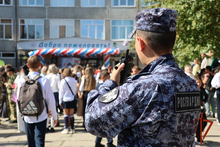 Росгвардия обеспечила безопасность граждан во время празднования Дня знаний в Иркутской области