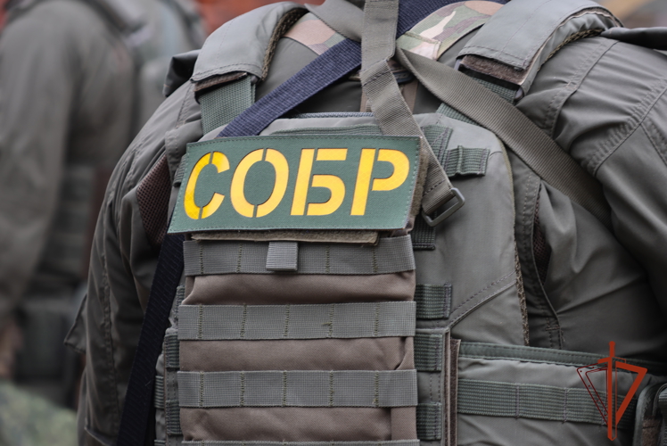  При силовой поддержке СОБР Росгвардии в Иркутской области состоялись рейды по соблюдению миграционного законодательства