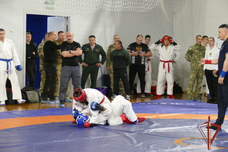 Спортсмены из Иркутской области стали победителями чемпионата Сибирского ордена Жукова округа Росгвардии по рукопашному бою