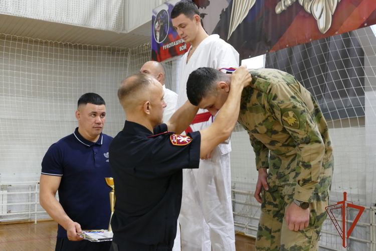 Спортсмены из Иркутской области стали победителями чемпионата Сибирского ордена Жукова округа Росгвардии по рукопашному бою