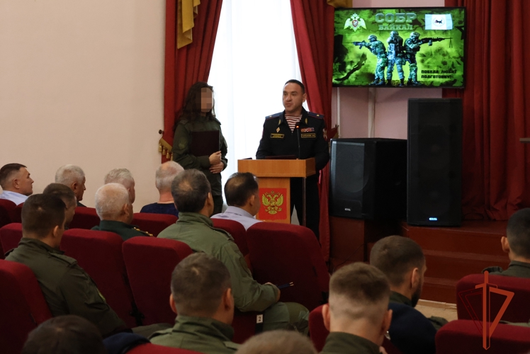 В Иркутске состоялось торжественное мероприятие в честь Дня образования специальных отрядов быстрого реагирования Росгвардии