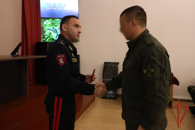 В Иркутске состоялось торжественное мероприятие в честь Дня образования специальных отрядов быстрого реагирования Росгвардии